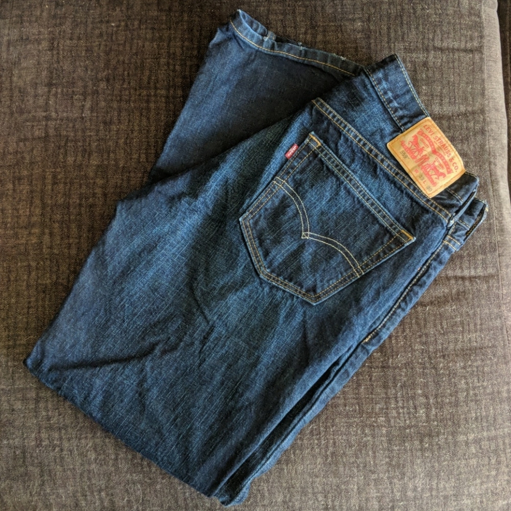 Levi Jeans 559 | W 33 L 30 | Like New